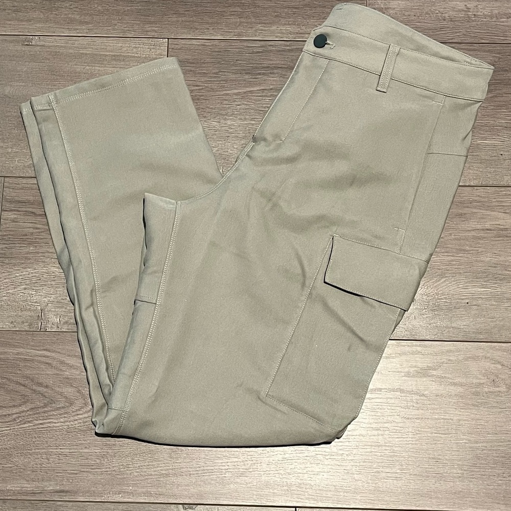 Lululemon Mens 33 Cargo NWOT
